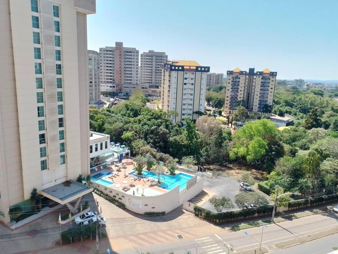 Golden Dolphin - Grand Flat Com Netflix * Caldas Novas
