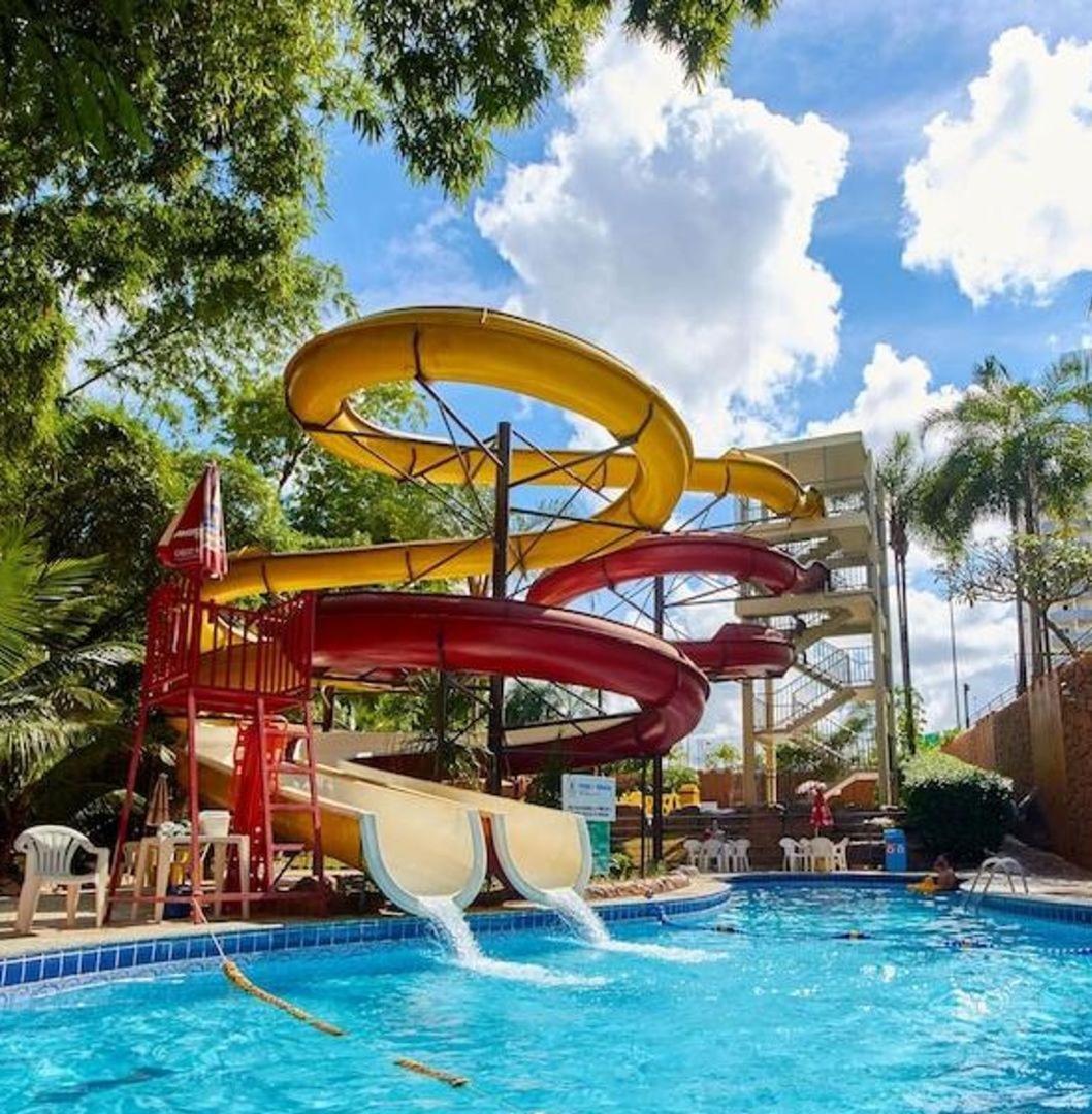 Golden Dolphin - Grand Flat Com Netflix *